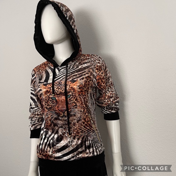 NWT WOMEN VELOUR TRACKSUIT 2PC‎ SET PULLOVER/BLACK PANTS ANIMAL PRINT LOUNGEWEAR - Picture 8 of 10